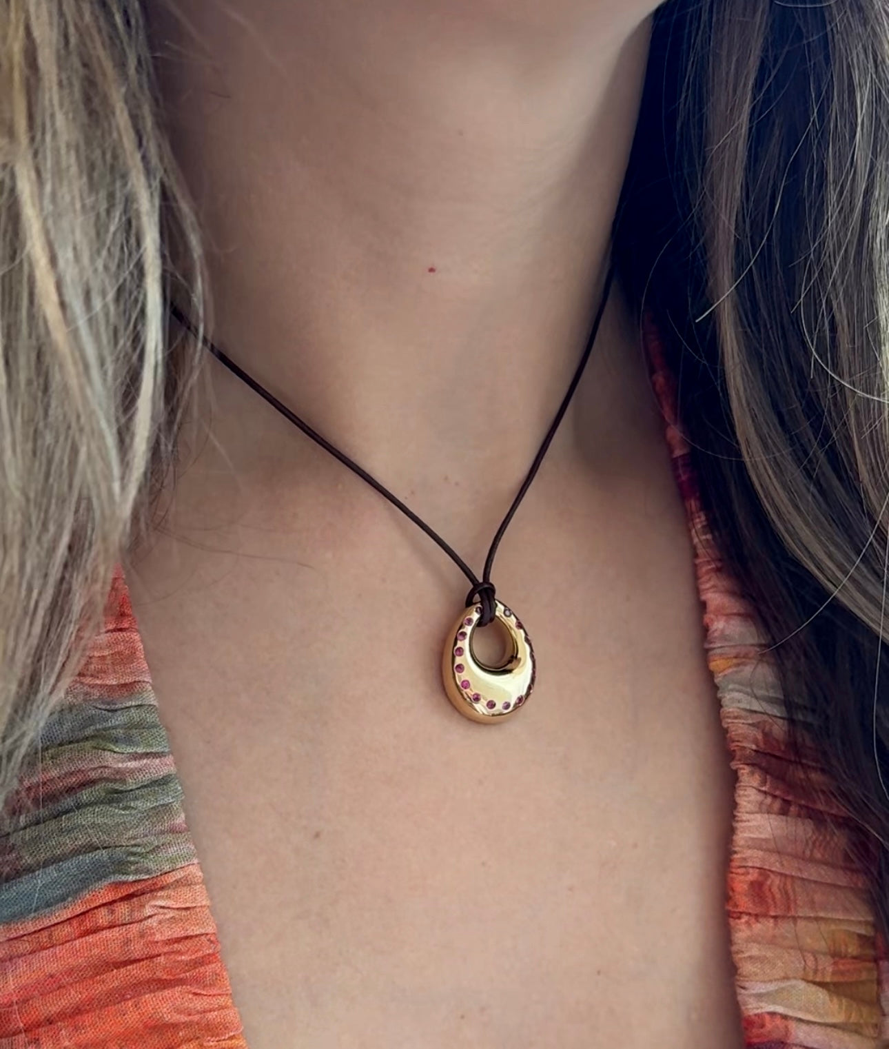 Medium Teardrop Disc - Ruby